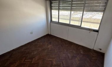 Departamento en alquiler 2Dorm Nva Cba Patio Olmos