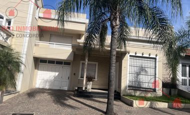 Casa en muy buen estado y ubicación