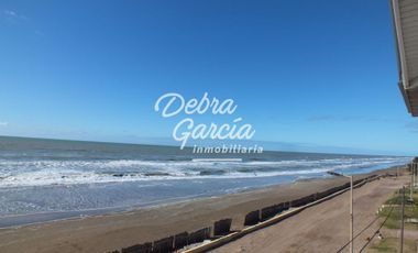 DEPARTAMENTO EN MAR DE AJO TRES AMBIENTES FRENTE AL MAR- VISTA AL MAR