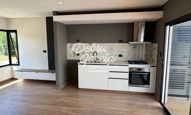VENTA PH 2 AMB A ESTRENAR GAS NATURAL PATIO CON PARRILLA