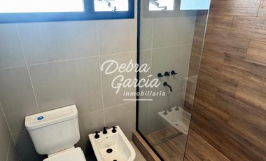 VENTA PH 2 AMB A ESTRENAR GAS NATURAL PATIO CON PARRILLA