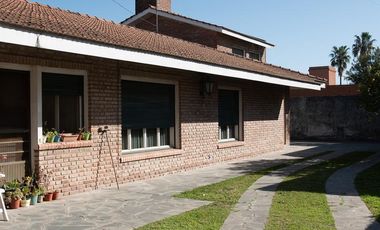 Casa con 5 habitaciones