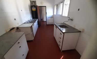 ALQUILER CASA, BELLA VISTA
