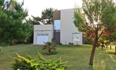 VENTA CASA 3 AMB - PARQUE Y PARRILLA - COSTA DEL ESTE - LISTA PARA HABITAR -  COSTA ATLANTICA