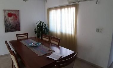 GRAN CASA ZONA PARQUE 3 DORMITORIOS - Parana