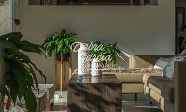 CASA CON PILETA EN VENTA EN BARRIO SAN RAFAEL