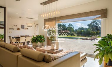 CASA CON PILETA EN VENTA EN BARRIO SAN RAFAEL