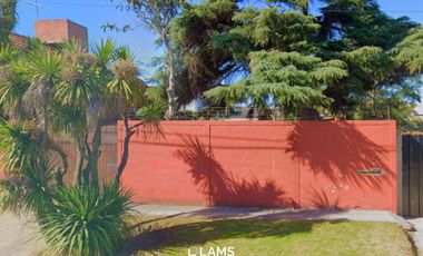 Importante Terreno en Venta - toma permuta - Barrio Villa Lourdes
