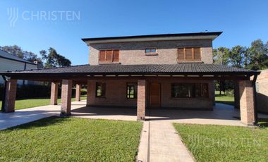 VENTA CASA EN 2 LOTES SOBRE LA CANCHA DE GOLF