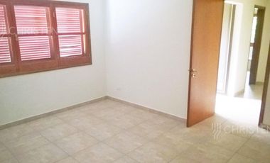 VENTA CASA EN 2 LOTES SOBRE LA CANCHA DE GOLF