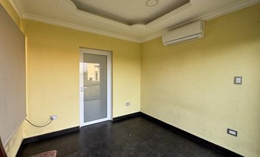Importante Casa a Terminar Col. Hughes