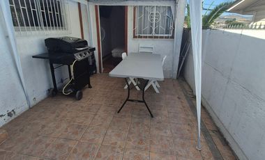 Se arrienda casa condominio Belloto Norte