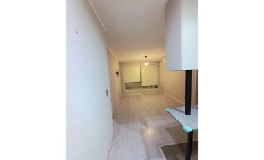 AMPLIO DEPARTAMENTO A PASOS DEL METRO