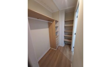 AMPLIO DEPARTAMENTO A PASOS DEL METRO