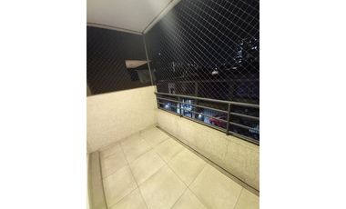 AMPLIO DEPARTAMENTO A PASOS DEL METRO