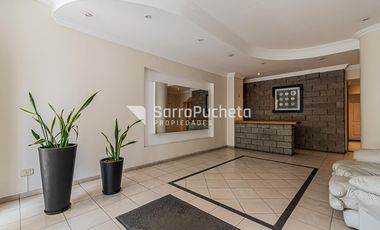 Venta departamento 4 ambientes con balcón y cochera en Ramos Mejía.