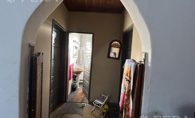 Venta de local con departamento en Monte Chingolo