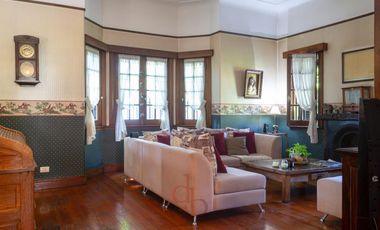Casona tradicional en venta con piscina y quincho independiente – Adrogué