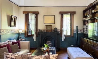 Casona tradicional en venta con piscina y quincho independiente – Adrogué