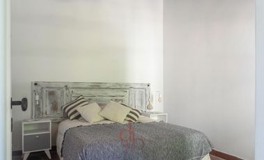 Casona tradicional en venta con piscina y quincho independiente – Adrogué
