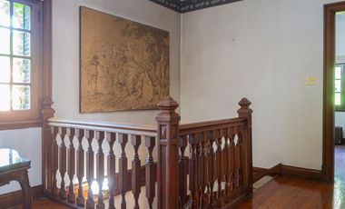 Casona tradicional en venta con piscina y quincho independiente – Adrogué