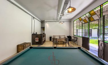 Casona tradicional en venta con piscina y quincho independiente – Adrogué