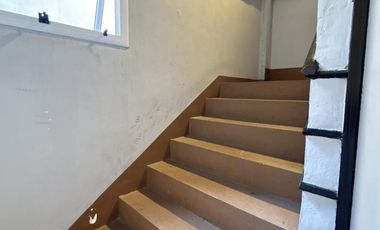 Venta departamento monoambiente con balcón en Wilde