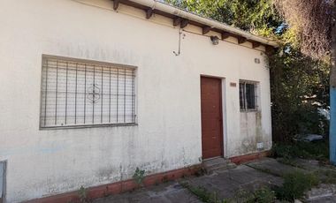 DOS  casas en venta con entrada independiente a la calle