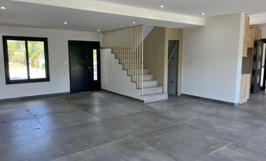 CASA EN VENTA CON RENTA - HARAS SANTA MARIA OPORTUNIDAD