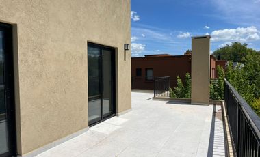 CASA EN VENTA CON RENTA - HARAS SANTA MARIA OPORTUNIDAD