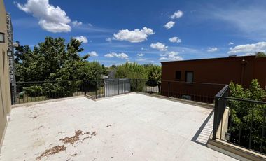 CASA EN VENTA CON RENTA - HARAS SANTA MARIA OPORTUNIDAD