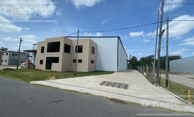 ALQUILER GALPÓN A ESTRENAR DE 1200 M2 EN PARQUE INDUSTRIAL PLATANOS