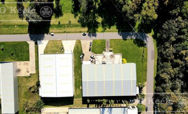 ALQUILER GALPÓN A ESTRENAR DE 1200 M2 EN PARQUE INDUSTRIAL PLATANOS