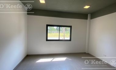 ALQUILER GALPÓN A ESTRENAR DE 1200 M2 EN PARQUE INDUSTRIAL PLATANOS