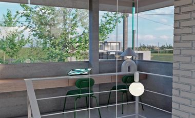Venta Casa 2 plantas de 2 dormitorios, cochera, parrillero y jardín en Alvear
