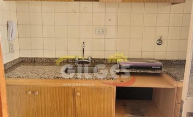 Alquiler de Departamento 1 Ambiente en Ramos Mejia Muy buen Estado,  Uso Profesional