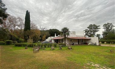 Quinta en venta con un gran  terreno - Restaurante - La Querencia de Monasterio - Lezama