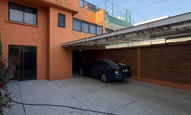 CASA EN VENTA, VALLE DORADO, TLALNEPANTLA, ESTADO DE MEXICO.