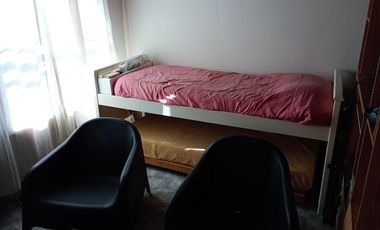 Casa en Parque Sicardi con gran parque y pileta