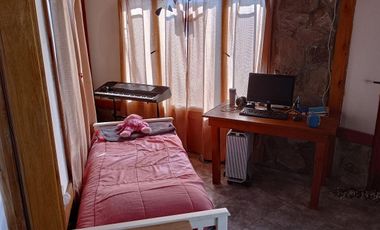 Casa en Parque Sicardi con gran parque y pileta