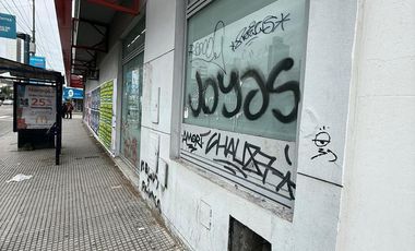 Local en Banfield Este