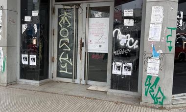 Local en Banfield Este