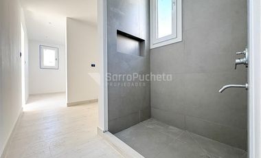 Venta casa 4 ambientes a estrenar con jardín y piscina en Prados del Oeste 1.