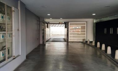 Cochera en  Venta