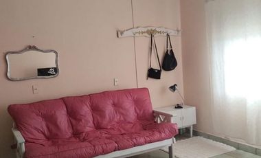 Casa + local comercial en V. Angela-Chaco