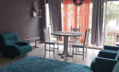 Casa + local comercial en V. Angela-Chaco