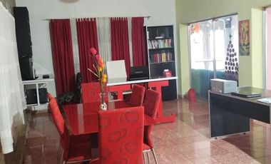 Casa + local comercial en V. Angela-Chaco