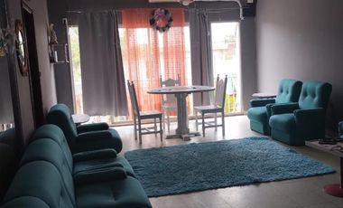 Casa + local comercial en V. Angela-Chaco