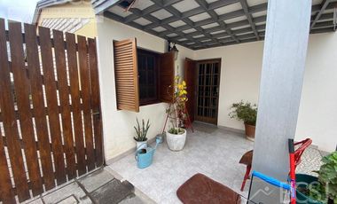 Casa en Meglioli casi Av. Punta de Rieles