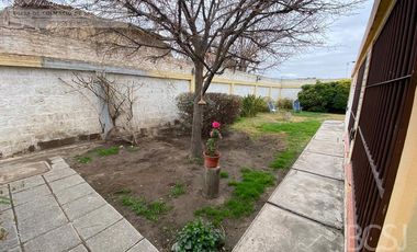 Casa en Meglioli casi Av. Punta de Rieles
